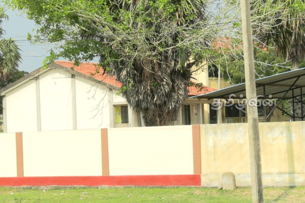 ஒன்பது மாதங்களாக அதிபர் இன்றி இயங்கும் பாடசாலை! விடுக்கப்பட்டுள்ள கோரிக்கை | Thalaiadi R K T C School Operat Without Principal