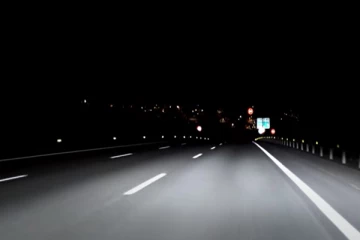 இருளில் மூழ்கிய கட்டுநாயக்க அதிவேக நெடுஞ்சாலை