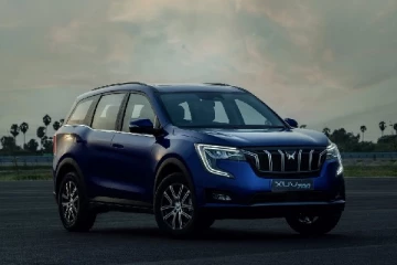 புதிய XUV700 Facelift கார் அறிமுகம் எப்போது? மஹிந்திரா வைத்துள்ள திட்டம்!