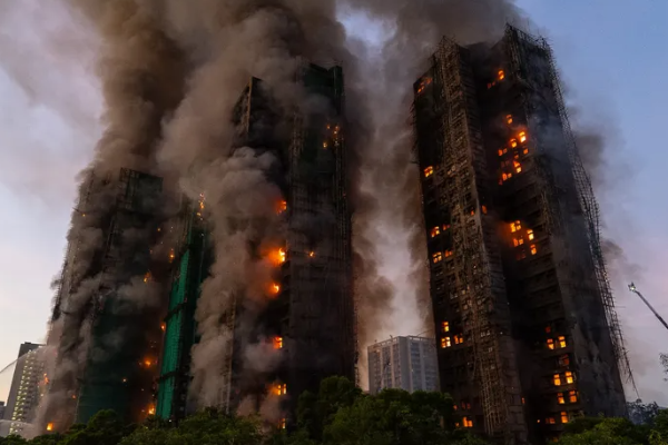 ஹொங்கொங் தீப்பரவலில் பலியானவர்களின் எண்ணிக்கை 36 ஆக அதிகரிப்பு | Death Toll In Hong Kong Fire Rises To 36 ஹொங்கொங் தீப்பரவலில் பலியானவர்களின் எண்ணிக்கை 36 ஆக அதிகரிப்பு | Death Toll In Hong Kong Fire Rises To 36