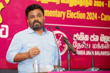 உள்ளூராட்சி மன்றத் தேர்தல் முதலாவது உத்தியோகபூர்வ முடிவு; மஹிந்த கோட்டை அனுரவிடம்!