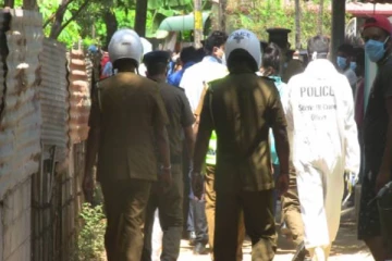 கொடிகாமத்தில் தூக்கில் தொங்கிய நிலையில் நபர் ஒருவரின் சடலம் மீட்பு!