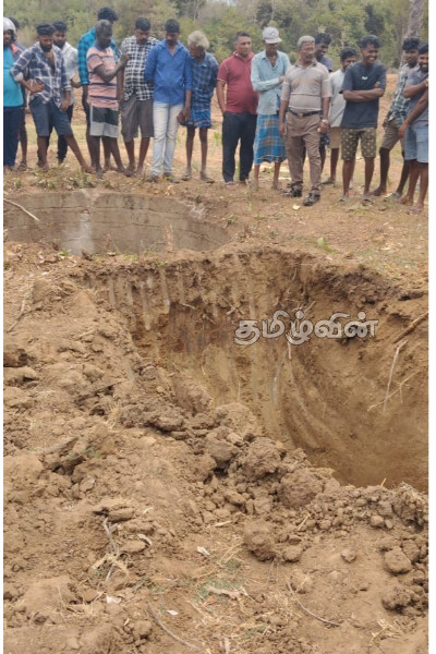 கிணற்றில் தவறி வீழ்ந்த இரு யானைகள் : ஒரு யானை உயிரிழப்பு | Two Elephants Fall Into Well One Elephant Dies