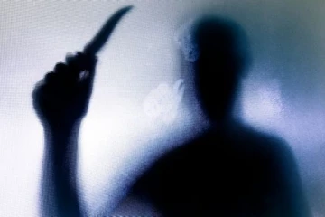 கோவில் முன்பு ரத்தம் சொட்ட சொட்ட கிடந்த மனித தலை - பதற வைக்கும் அதிர்ச்சி சம்பவம் - நடந்தது என்ன?