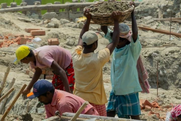 உழைப்பு தான் வாழ்க்கையின் முதல் படி: தொழிலாளர்கள் தினம் சிறப்பு!
