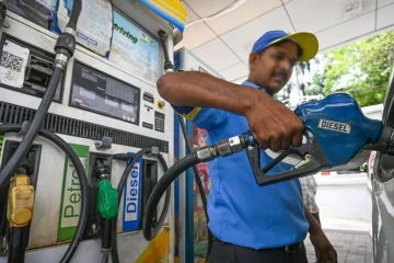 බලාපොරිත්තුව සුන් වෙයි - යුද ගිනි මැද ලෝක වෙළඳපොළේ ඉන්ධන මිලත් යළි ඉහළට