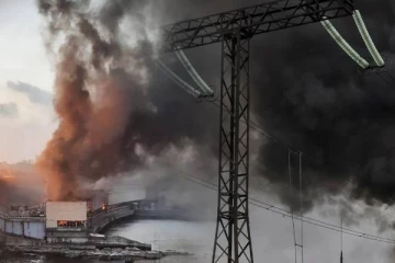 நிலைகுலையும் உக்ரைன்: சரமாரித் தாக்குதல் நடத்திய ரஷ்யா