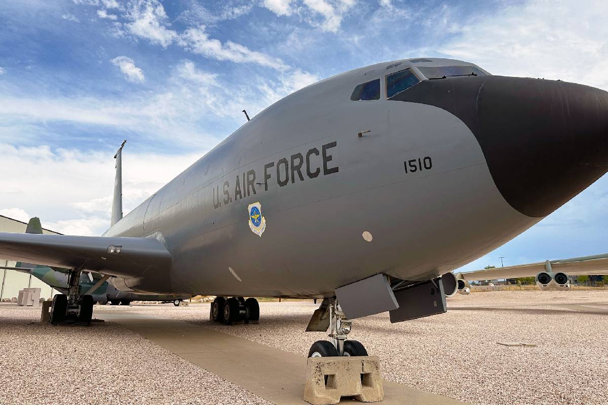 ஈரான் தொடர்பில் துணிச்சலான முடிவெடுத்த ஐரோப்பிய நாடொன்று... விமானங்களை வெளியேற்றிய அமெரிக்கா | Iran Attacks Spain Bases Cannot