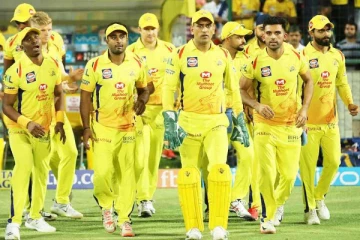 சென்னை அணியில் தோனி இல்லையா? - தக்க வைக்கப்படும் வீரர்கள் விவரம் இதோ...