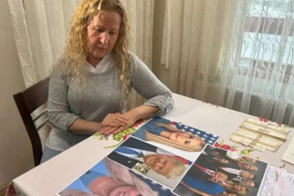 ට්රම්ප් ලෝක අමාරුවේ - තුර්කියේ කාන්තාවක් ට්රම්ප් තම පියා බව කියා DNA පරීක්ෂණයක් ඉල්ලයි | Turkish Woman Claims Trump Is Her Fathe ට්රම්ප් ලෝක අමාරුවේ - තුර්කියේ කාන්තාවක් ට්රම්ප් තම පියා බව කියා DNA පරීක්ෂණයක් ඉල්ලයි | Turkish Woman Claims Trump Is Her Fathe