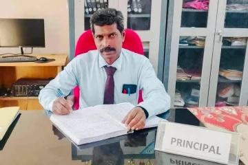 யாழில் படகில் இருந்து விழுந்த அதிபர் உயிரிழப்பு; படகோட்டி கைது