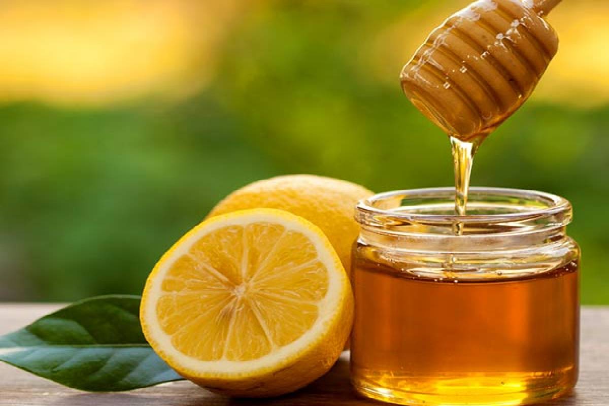 செலவே இல்லாம முகப்பருவுக்கு முடிவு கட்டணுமா? இந்த வீட்டு வைத்தியம் போதும்! | Best Home Remedies To Remove Acne Naturally