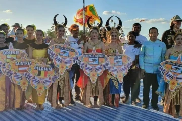 தாய்லாந்து பட்டக்காட்சியில் யாழ் இளைஞர் சாதனை!