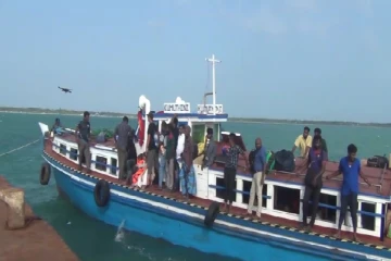 மீண்டும் சேவையை ஆரம்பித்த குமுதினிப் படகு