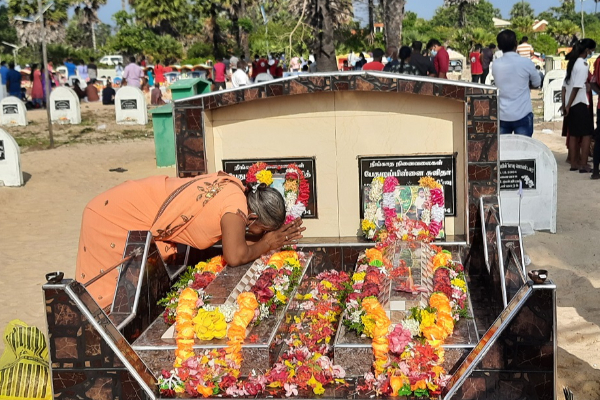 இலங்கையை தாக்கிய ஆழிப்பேரலை : 21ஆம் ஆண்டு நினைவுநாள் இன்று | 21St Commemoration Of The Tsunami Disaster