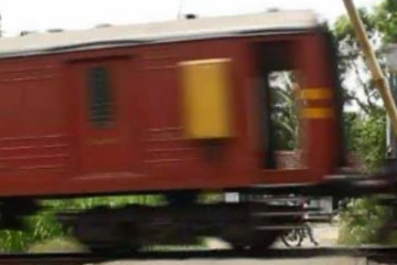 අදත් දුම්රිය ගමන්වාර 14ක් අවලංගු වෙයි.