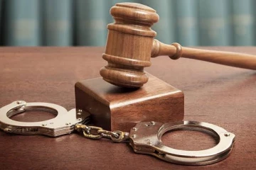 මත්ද්‍රව්‍ය සහ පාතාල චෝදනා ලැබූ සැකකරුවන් දෙදෙනෙකු කටුනායකදී CID භාරයට
