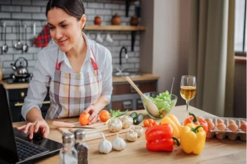 2023-ல் கூகுளில் தேடப்பட்ட டாப் 10 உணவுகளின் பட்டியல்: வெளியான அறிக்கை