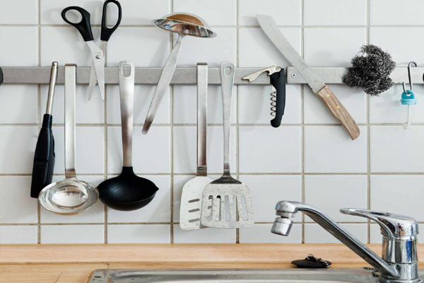 சமையலறை உபகரணங்களுக்கும் காலாவதி தேதி உண்டா? | Kitchen Utensils Expiry Dates Beware