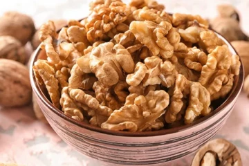 தொடர்ந்து வால்நட்டை எடுத்து கொள்வது நல்லதா? அப்படி எடுத்து கொண்டால் என்ன பலன்களை பெறலாம்?