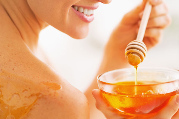 இரவு தூங்கும் முன் பாலுடன் தேன் கலந்து குடிங்க | Drink Honey Mixed With Milk Going To Bed At Night