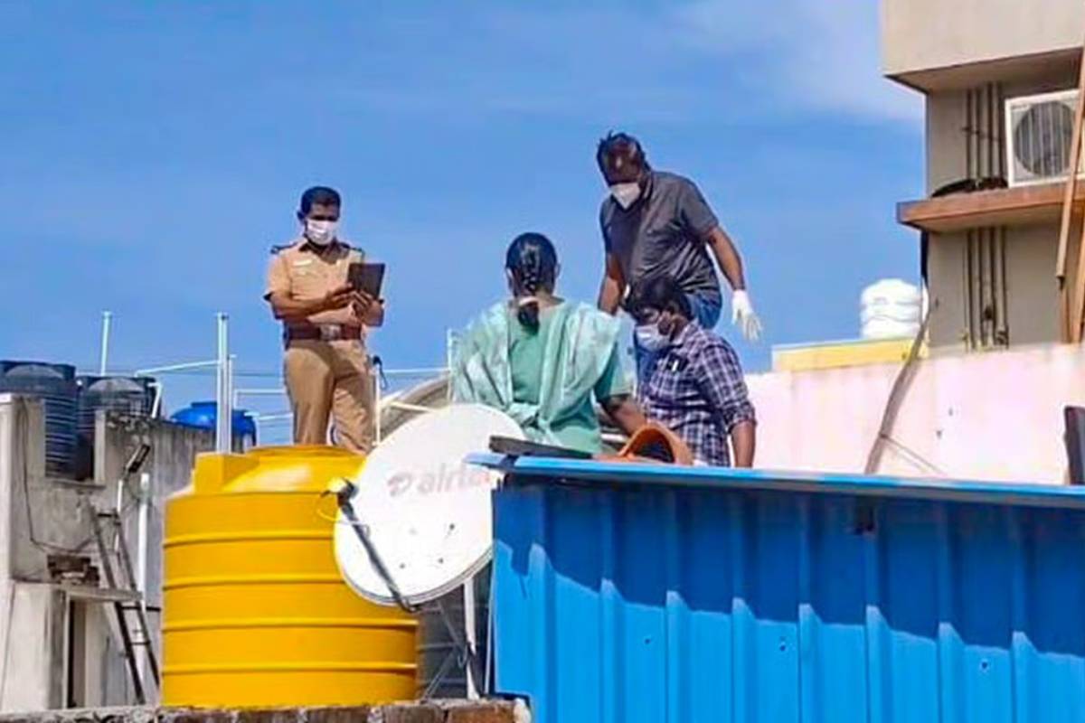 பூசாரி வீட்டு குழாய் நீரில் அடித்த துர்நாற்றம்: தெரியவந்த திடுக் உண்மை | Woman Body Found In Water Tanks In Salem House