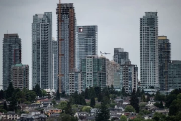 குடியிருப்பில் இருந்தே வேலை செய்ய விரும்பும் கனேடிய மக்கள்: ஆய்வில் தகவல்