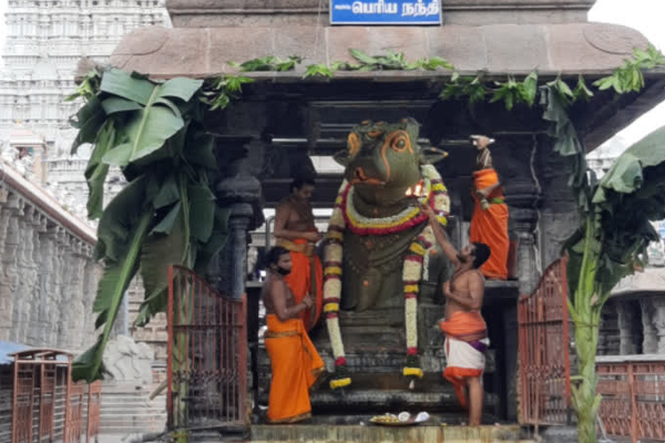 பஞ்சபூத தலங்களில் மிக முக்கியமானதாக கருதப்படும் திருவண்ணாமலை சிவன் கோவில்; பிரம்மாண்டமானது எப்படி! | Thiruvannamalai Shiva Temple 2Nd 10Th Century பஞ்சபூத தலங்களில் மிக முக்கியமானதாக கருதப்படும் திருவண்ணாமலை சிவன் கோவில்; பிரம்மாண்டமானது எப்படி! | Thiruvannamalai Shiva Temple 2Nd 10Th Century