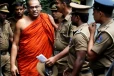 කුරාණයට අපහාස කරාට ඥානසාර හිමිට නඩු - අවුරුදු 14ක් පන්නන නඩුවට වෙන්න යනදේ මෙන්න