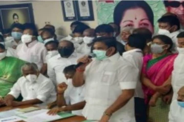 அதிமுக சார்பில் போட்டியிடும் வேட்பாளர்களுக்கு நேர்காணல்