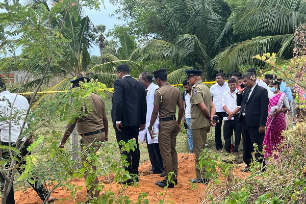 கொக்குத்தொடுவாய் மனிதப் புதைகுழி அகழ்வு சர்வதேச கண்காணிப்பின்றி முன்னெடுக்கப்படுவதில் திருப்தியில்லை: ரவிகரன் | Excavation Of Kokkuthoduvai Human Burial