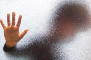 தமிழர் பகுதியொன்றில் அதிர்ச்சி சம்பவம் ; 12 வயதான சிறுமி பாலியல் துஸ்பிரயோகம்