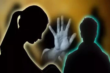 கள்ளக்காதலுக்கு இடையூறாக இருந்த கணவர் மீது கத்து குத்து ; விசாரணையில் திடுக்கிடும் தகவல்