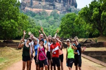 இலங்கைக்கு கடந்த 12 நாட்களில் 24 ஆயிரம் பேர் வருகை