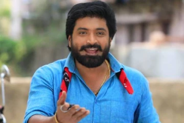 நாம் இருவர் நமக்கு இருவர் சீரியலில் நடிக்க வந்த பிரபல நடிகர்- இவரா?