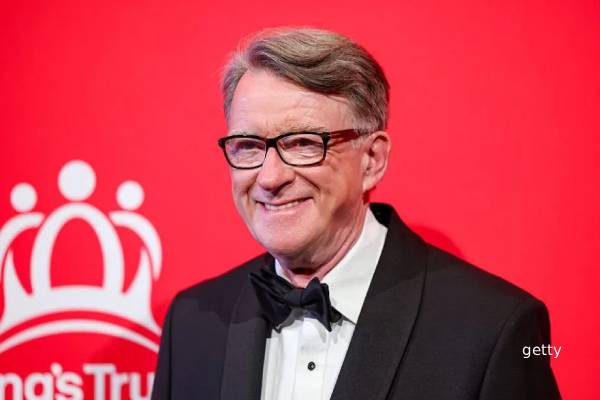 உள்ளாடையுடன் புகைப்படம்... எப்ஸ்டீன் தொடர்பால் பதவி துறந்த முன்னாள் பிரித்தானிய தூதர் | Ex British Envoy Epstein Links