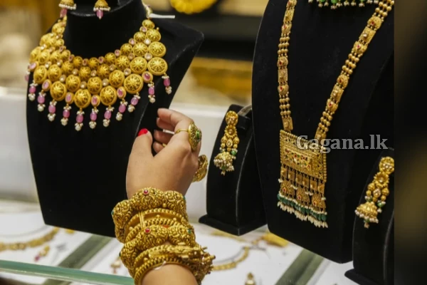 පිස්සු හැදෙයි පවුමක රන් ආභරණයක් රු 20000 කින් ඉහළට - නවතම මිල ගණන් මෙන්න | Gold Jewellery Prices Surge In Sri Lanka