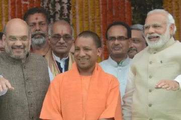 உத்திரப்பிரதேச அரசியல் : ஒரு சீடன் முதல்வர் ஆன கதை