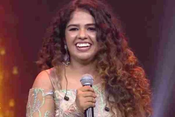 சூப்பராக நடந்த சூப்பர் சிங்கர் புகழ் ப்ரியா ஜெர்சன் நிச்சயதார்த்தம்.. அழகிய ஜோடியின் போட்டோஸ்