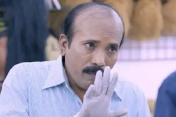 என்னது கரைய கடந்திருச்சா? துணிய ஊரபோட்டுடவேண்டியது தான்! மழை பரிதாபங்கள்