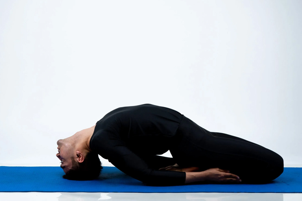 நாள்பட்ட தலைவலியை குணமாக்க வேண்டுமா? அப்போ தொடர்ந்து இந்த பயிற்சியை செய்திடுங்க | Want To Cure Chronic Headaches