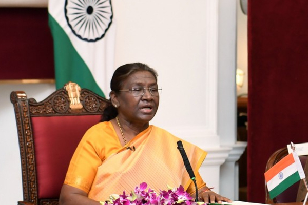 2 வயது குழந்தையை கடத்தி பாலியல் கொடுமை; கருணை மனுவை நிராகரித்த ஜனாதிபதி திரவுபதி முர்மு | Assault Draupadi Murmu Rejected Mercy Petition 2 வயது குழந்தையை கடத்தி பாலியல் கொடுமை; கருணை மனுவை நிராகரித்த ஜனாதிபதி திரவுபதி முர்மு | Assault Draupadi Murmu Rejected Mercy Petition