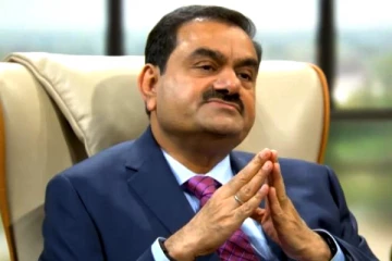 ரூ.3,40,000 கோடியை இழந்த அதானி குழுமம்., கெளதம் அதானிக்கு கடுமையான பின்னடைவு