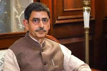 ஒரே வாரத்தில் 2வது முறை ஆளுநர் டெல்லி பயணம் - பின்புலம் என்ன?