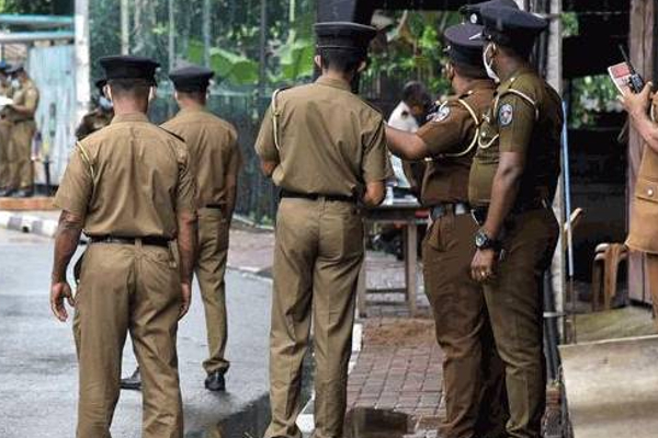 வவுனியா பாடசாலையொன்றில் திருட்டில் ஈடுபட்ட சந்தேக நபர் சிக்கினர்! | Suspect Involved Theft Vavuniya School Arrested