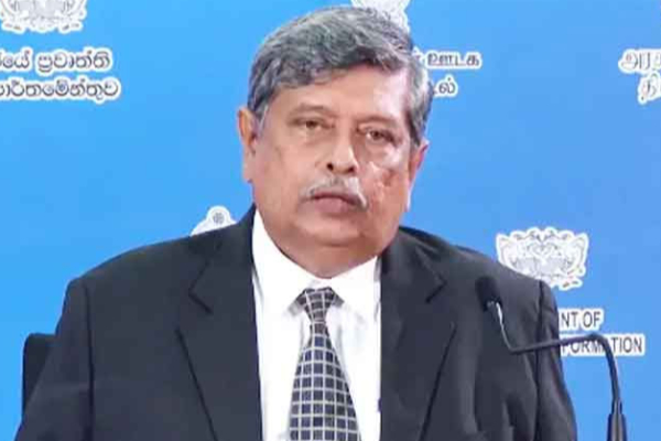 கடமைகளைப் பொறுப்பேற்ற புதிய தேர்தல் ஆணையாளர் நாயகம் | New Commissioner General Elections Assumes Duties