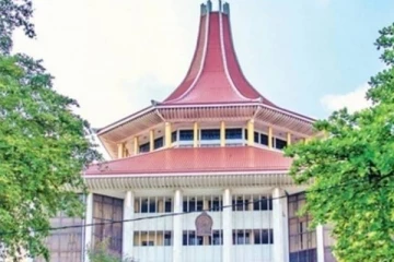 கோட்டை நீதவான் நீதிமன்ற பதிவாளர் சிஐடியினரால் அதிரடி கைது!