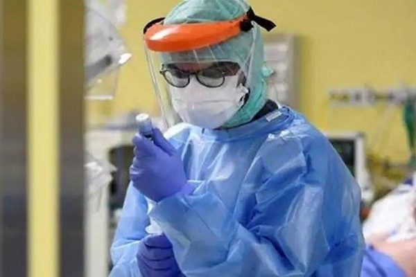 ஒமிக்ரோன் பரவல் தொடர்பில் பிரித்தானிய ஆய்வாளர்கள் தற்போது வெளியிட்டுள்ள அறிவிப்பு! - ஐபிசி தமிழ்