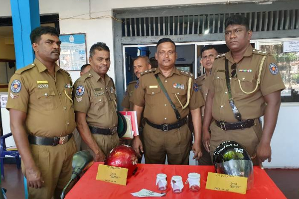 மட்டக்களப்பில் சூட்சுமமான முறையில் கொள்ளையில் ஈடுபட்ட இருவர் கைது | Two Suspects Arrested For Robbery In Batticaloa