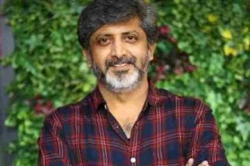 ரீமேக் பட இயக்குனர் என்ற பெயரை தனி ஒருவனாக மாற்றிய மோகன் ராஜா சொத்து மதிப்பு... எவ்வளவு தெரியுமா?